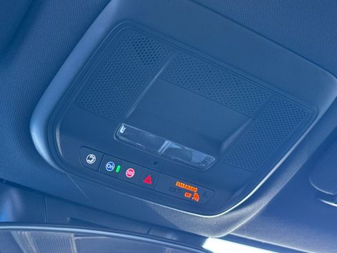 Used 2026 Chevrolet Equinox EV LT image 24