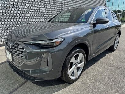 New 2025 Audi Q5 Premium Plus