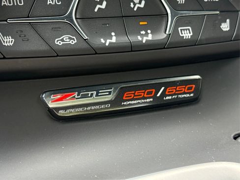 Used 2017 Chevrolet Corvette Z06 RWD image 11