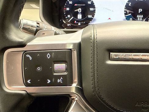 Used 2021 Land Rover Discovery HSE R-Dynamic AWD/4WD image 11