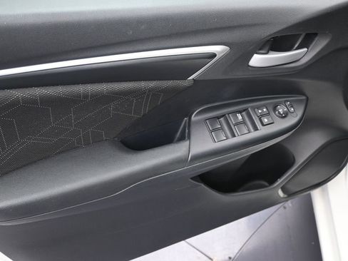 Used 2017 Honda Fit EX image 10