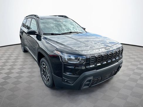 New 2026 Jeep Cherokee Laredo AWD/4WD image 2