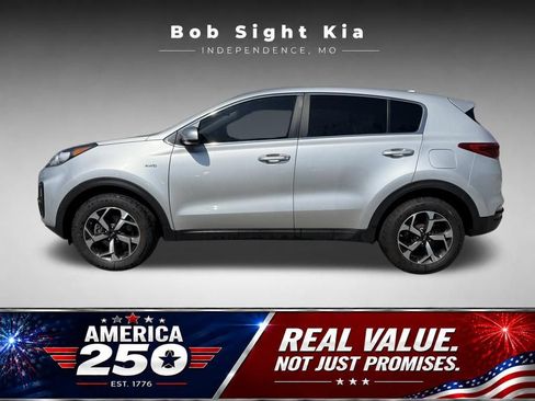 Used 2020 Kia Sportage LX AWD/4WD image 6