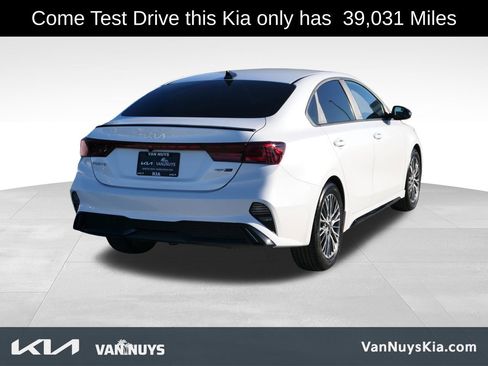 Used 2023 Kia Forte GT-Line image 3