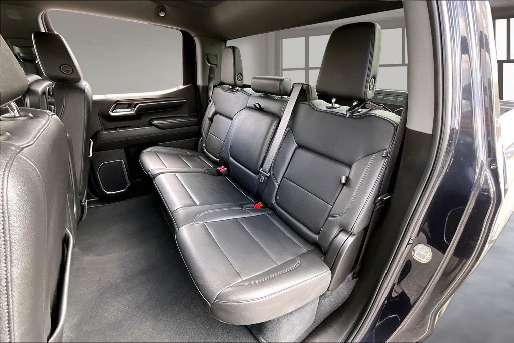 Used 2025 GMC Sierra 1500 SLT RWD image 22