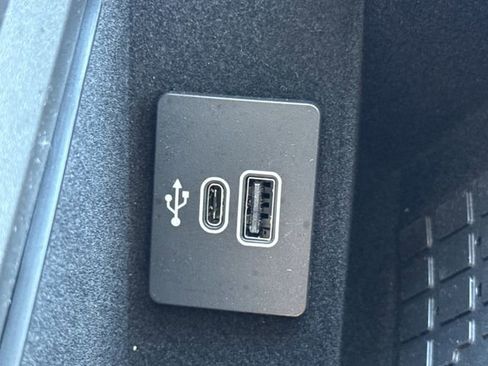 New 2026 Lincoln Navigator L Reserve AWD/4WD image 38