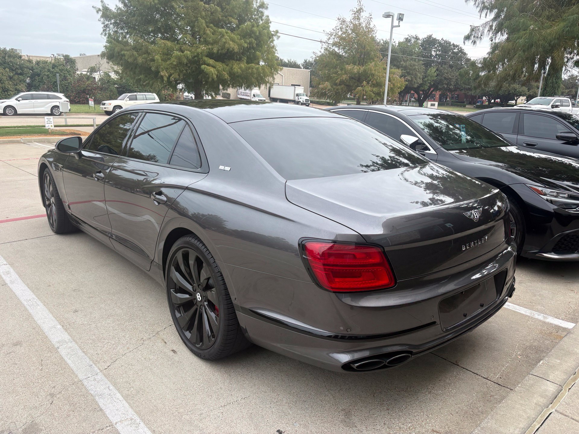 Used 2021 Bentley Flying Spur V8 AWD/4WD image 5