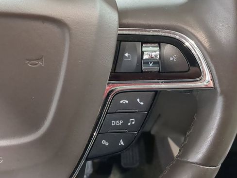 Used 2023 Lincoln Nautilus Reserve image 31