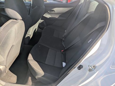 Used 2024 Nissan Sentra SV image 15