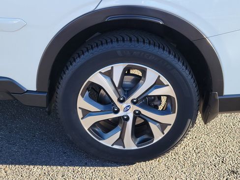 Used 2020 Subaru Outback Limited w/ Popular Package #2 image 14