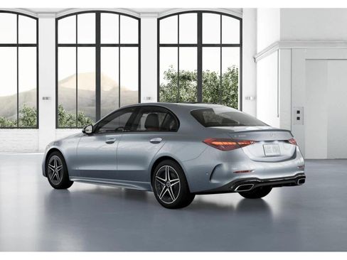 Used 2025 Mercedes-Benz C 300 Sedan image 28