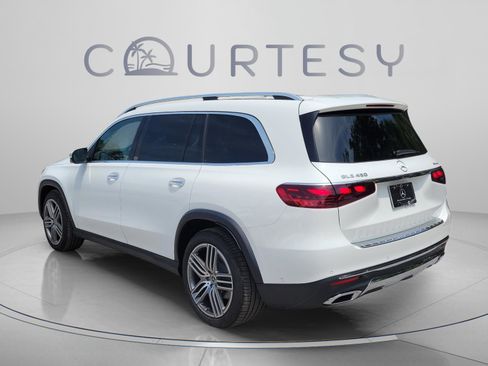 Certified 2026 Mercedes-Benz GLS 450 4MATIC image 3