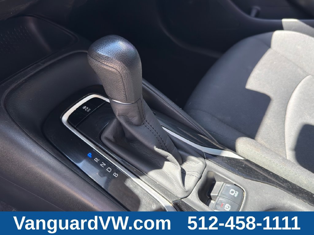 Used 2020 Toyota Corolla LE FWD image 12
