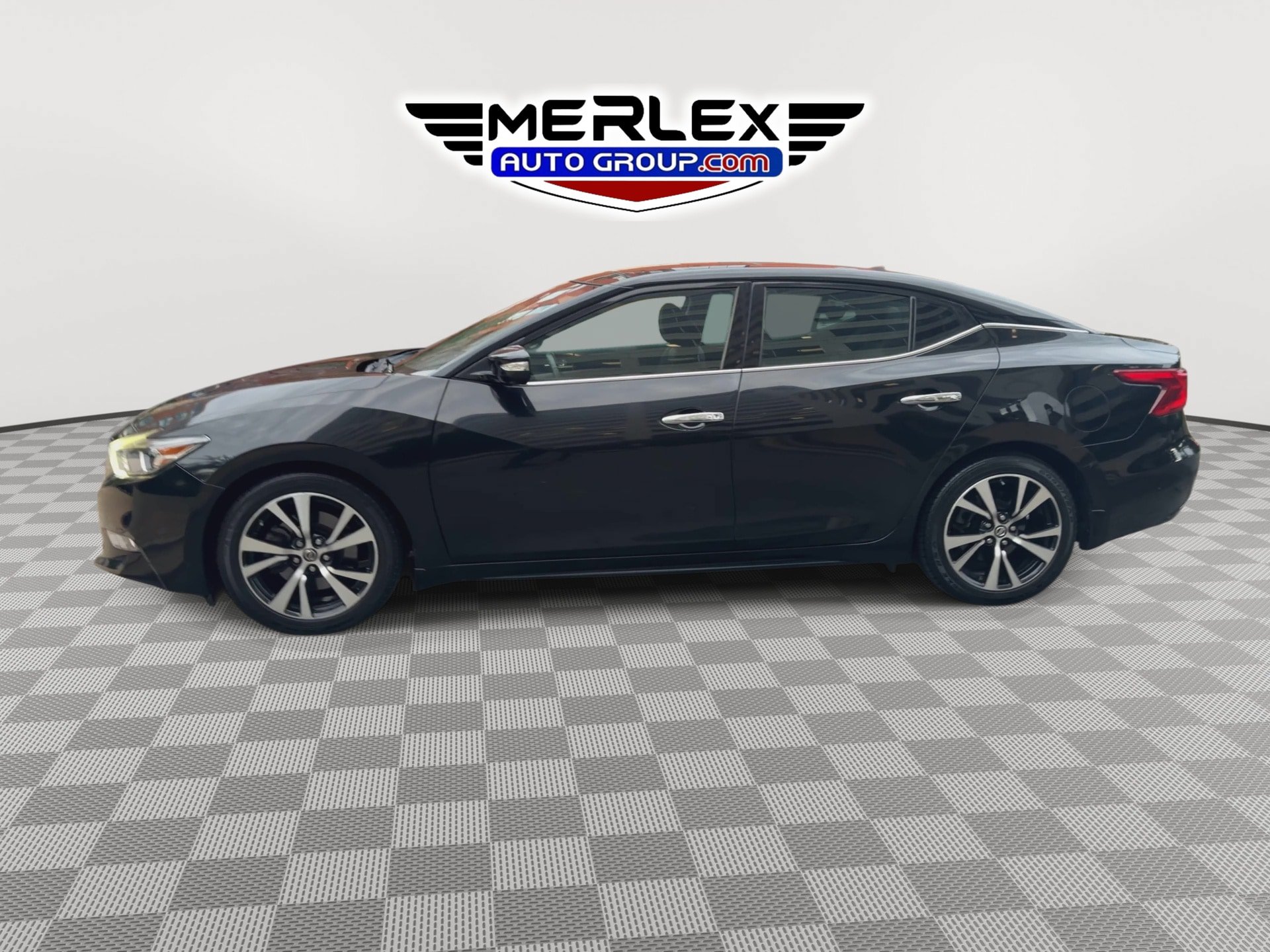 Used 2018 Nissan Maxima Platinum FWD image 5
