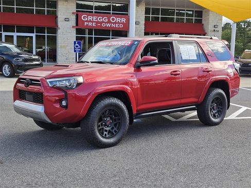Used 2023 Toyota 4Runner TRD Off-Road Premium image 1
