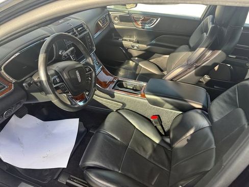 Used 2019 Lincoln Continental Reserve AWD/4WD image 10