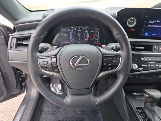Used 2025 Lexus ES 350 w/ Premium Package FWD image 26