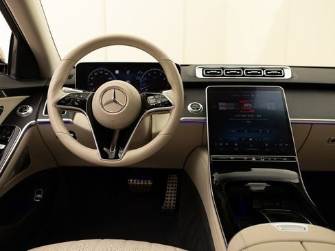 Used 2022 Mercedes-Benz S 500 4MATIC image 17