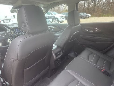 Used 2024 GMC Terrain Denali w/ Denali Premium Package image 11