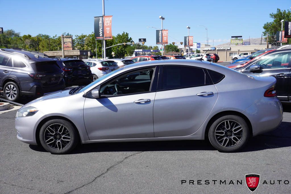 Used 2015 Dodge Dart SXT FWD image 4