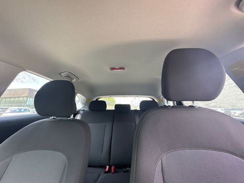 New 2026 Hyundai Kona SE FWD image 32