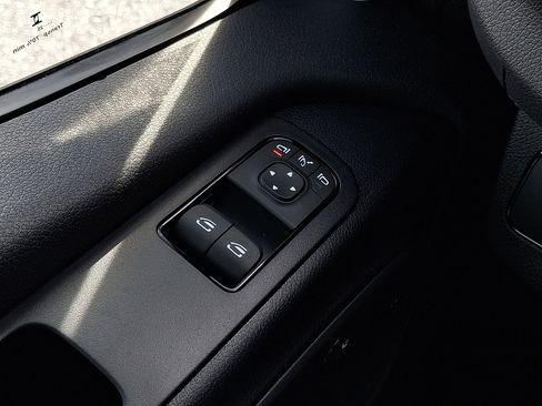 Certified 2025 Mercedes-Benz Sprinter 2500 image 26