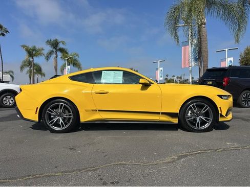 Used 2024 Ford Mustang Coupe RWD image 37