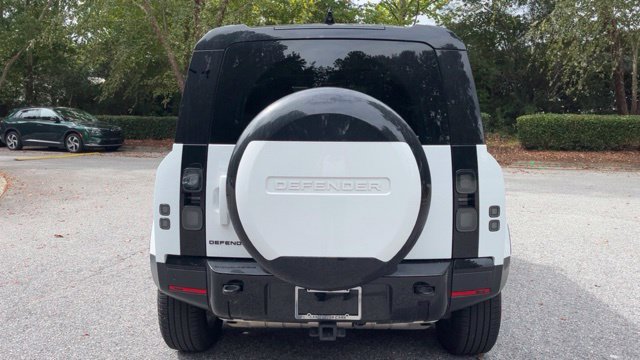 Certified 2026 Land Rover Defender 110 S AWD/4WD image 8