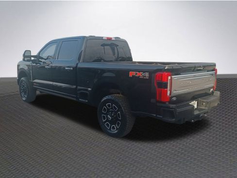 Used 2024 Ford F250 Platinum image 5