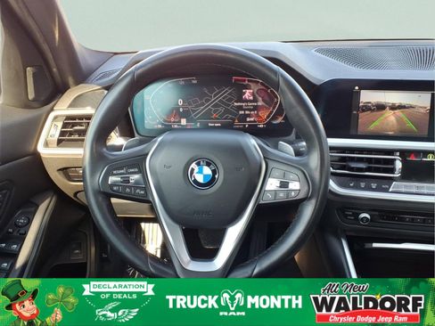 Used 2020 BMW 330i xDrive Sedan w/ Convenience Package image 11