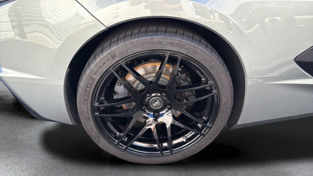 Used 2024 Chevrolet Corvette Stingray Preferred Cpe w/ Z51 Performance Package RWD image 31