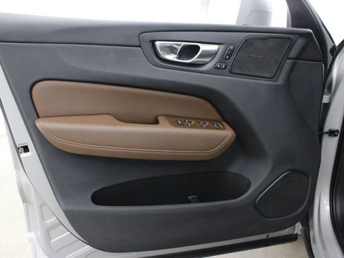 Used 2022 Volvo XC60 T8 Inscription Expression w/ Advanced Package AWD/4WD image 18