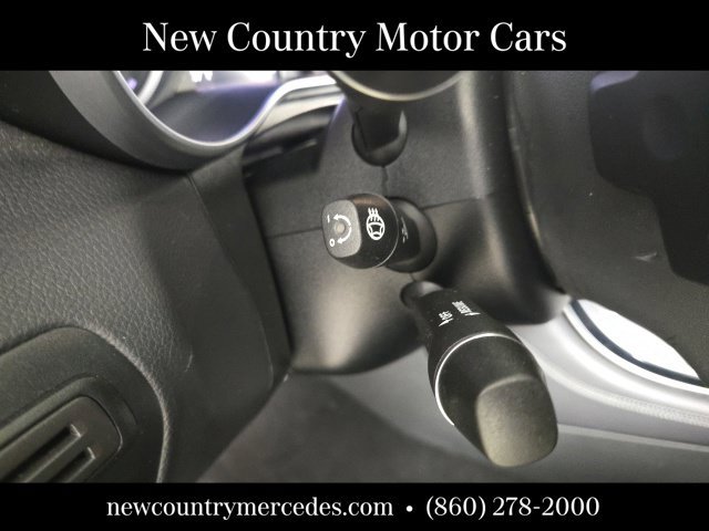 Used 2018 Mercedes-Benz GLC 300 4MATIC image 16