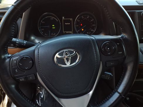 Certified 2017 Toyota RAV4 SE AWD/4WD image 13