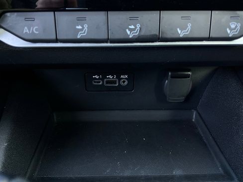 Used 2025 Nissan Altima 2.5 SV image 25