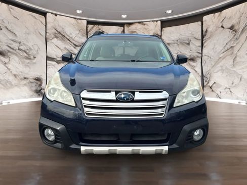 Used 2013 Subaru Outback 2.5i Limited w/ Popular Pkg 1A image 2