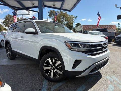 Used 2021 Volkswagen Atlas SE image 1