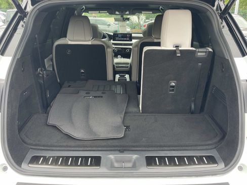 Certified 2026 INFINITI QX60 Autograph w/ Dark Cargo Package AWD/4WD image 7
