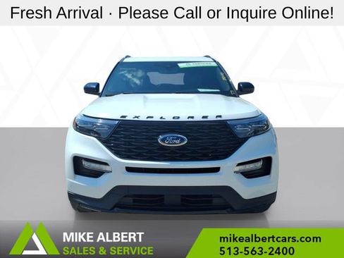 Used 2023 Ford Explorer ST-Line w/ Class IV Trailer Tow Package AWD/4WD image 2