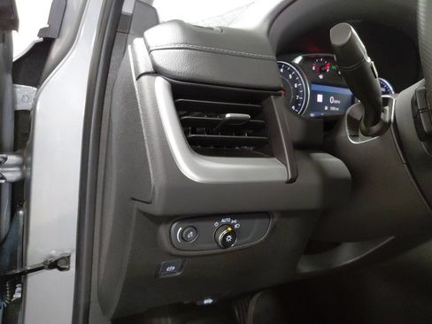 Certified 2023 GMC Terrain SLE w/ Driver Convenience Package AWD/4WD image 26