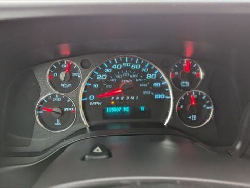 Used 2021 Chevrolet Express 3500 w/ Driver Convenience Package RWD image 22