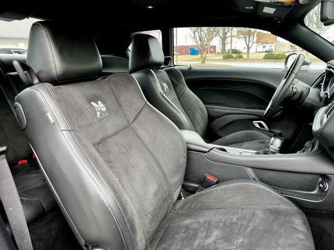 Used 2018 Dodge Challenger R/T Scat Pack w/ Leather Interior Group image 18