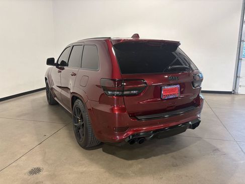 Used 2018 Jeep Grand Cherokee Trackhawk AWD/4WD image 6