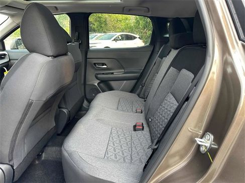 New 2025 Nissan Kicks SV w/ SV Premium Package image 10