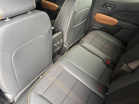 New 2026 GMC Canyon AT4 AWD/4WD image 12