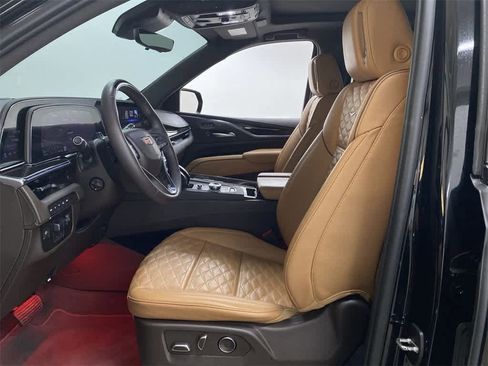 Certified 2024 Cadillac Escalade Sport image 12