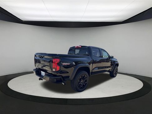 New 2026 Chevrolet Colorado Trail Boss AWD/4WD image 6