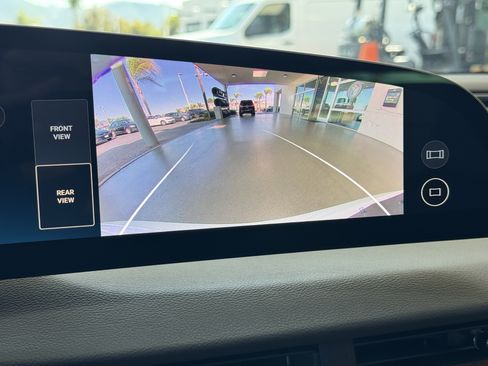 Used 2024 Lucid Air Touring AWD/4WD image 25