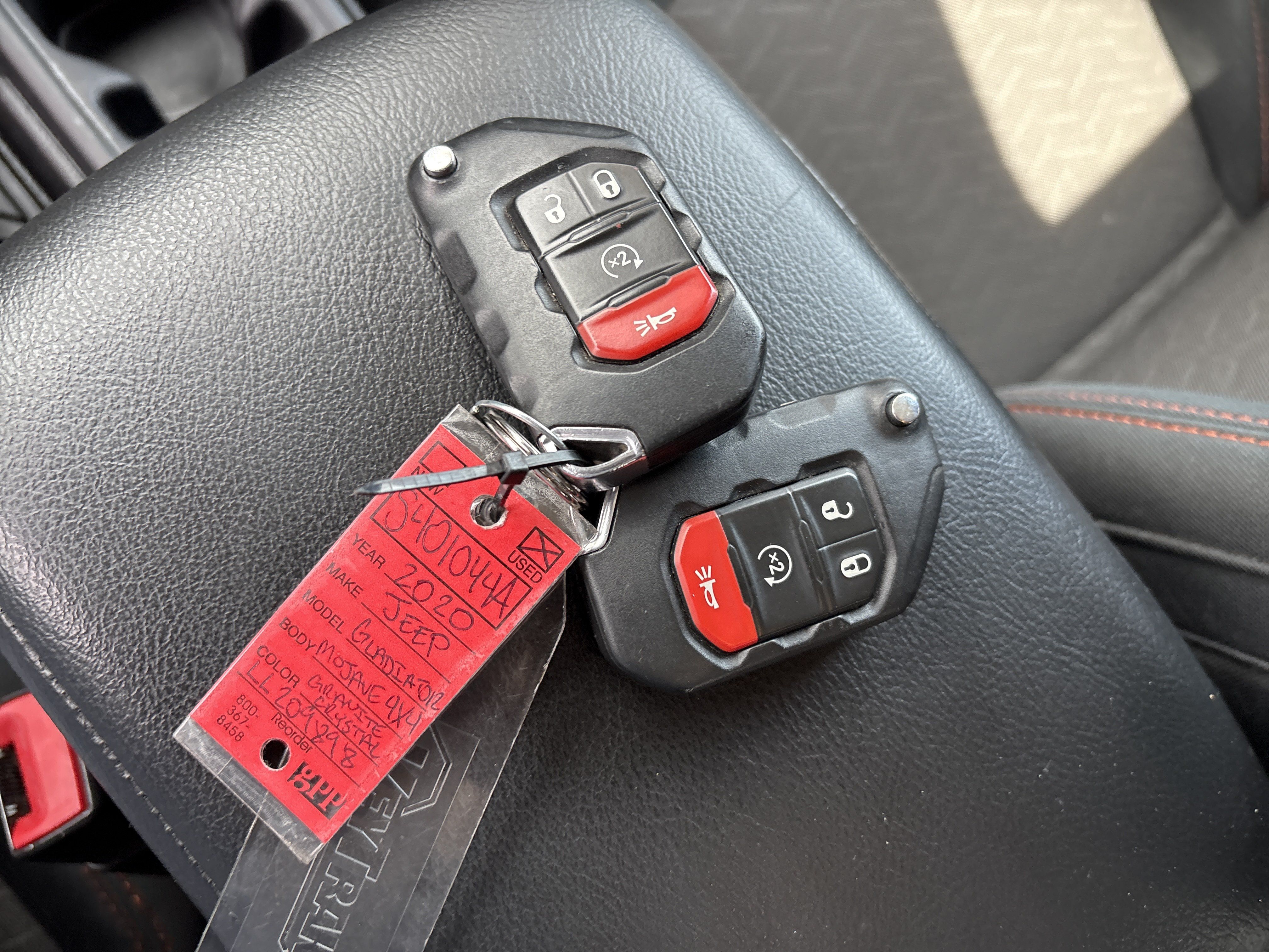 Used 2020 Jeep Gladiator Mojave AWD/4WD image 36