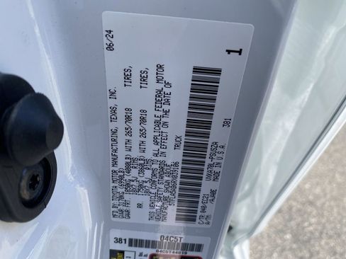 Used 2024 Toyota Tundra SR5 image 33